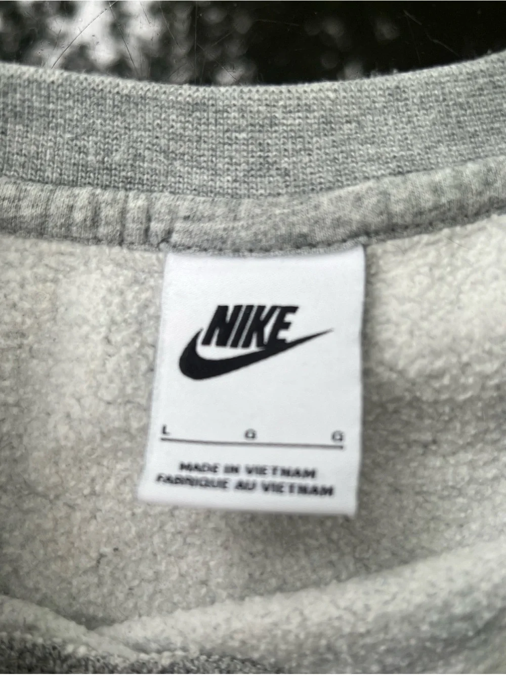 Nike Men's L Regular Gray Solid Fleece Crew Neck Pullover Logo Sweatshirt